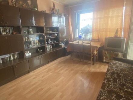 2 k. butas ŠEŠKINĖJE, DŪKŠTŲ g. 22, VILNIUJE.